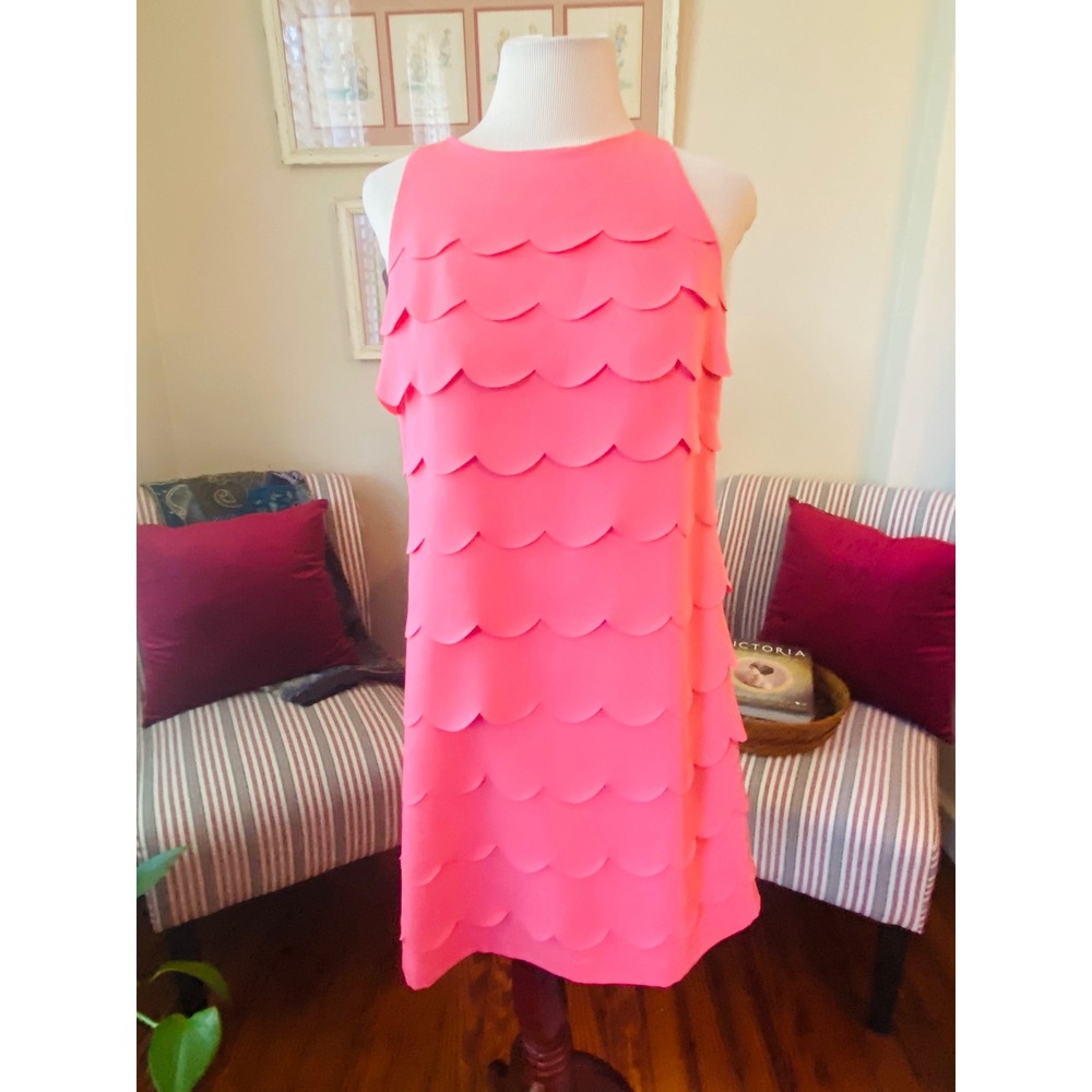 White House Black Market Pink Scalloped Tiered Petal Shift Dress Sz 2 party - Picture 2 of 8